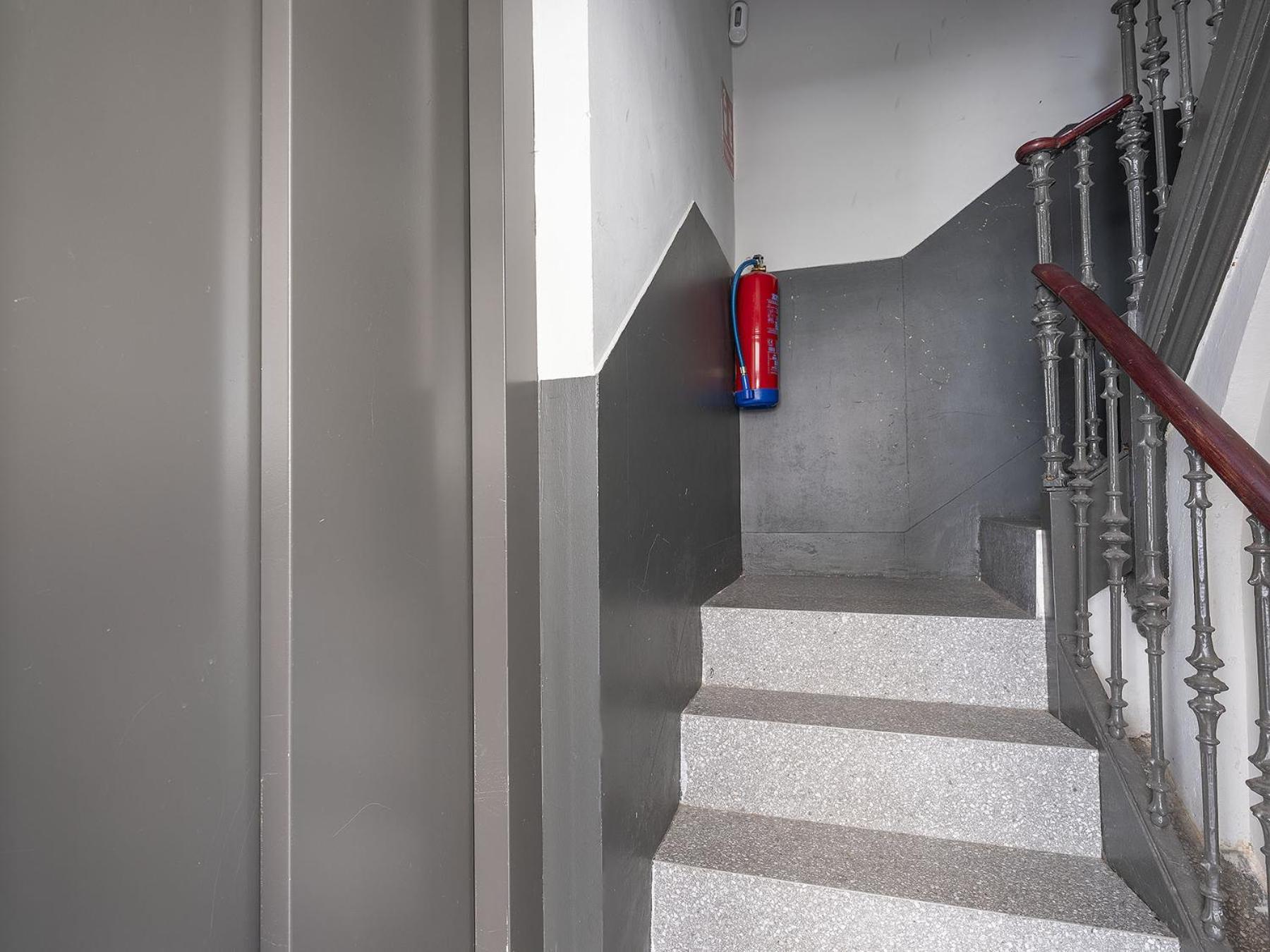 Ola Living Gracia Apartment